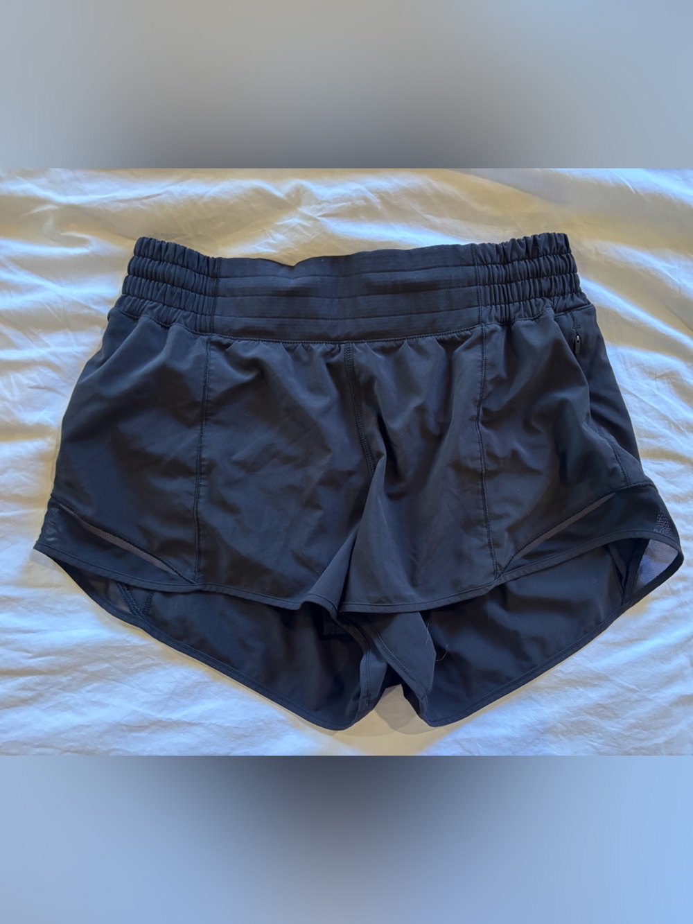 Black size 8 Lululemon running shorts